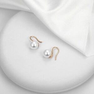 5 for $25 Classy Gold Pearl Earrings